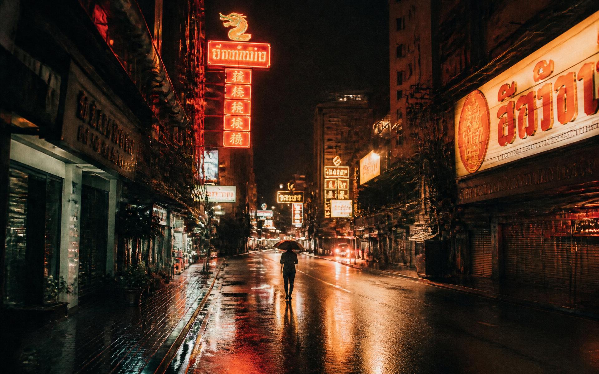 Bangkok street at night